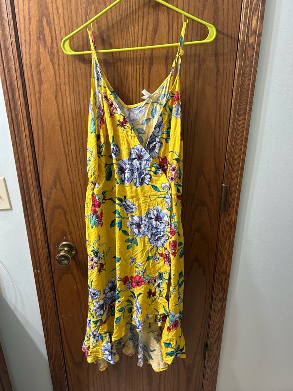 Xhilaration Yellow Floral V-Neck Maxi Dress